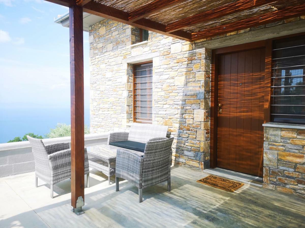 Gems Of Pinakates Villa *
